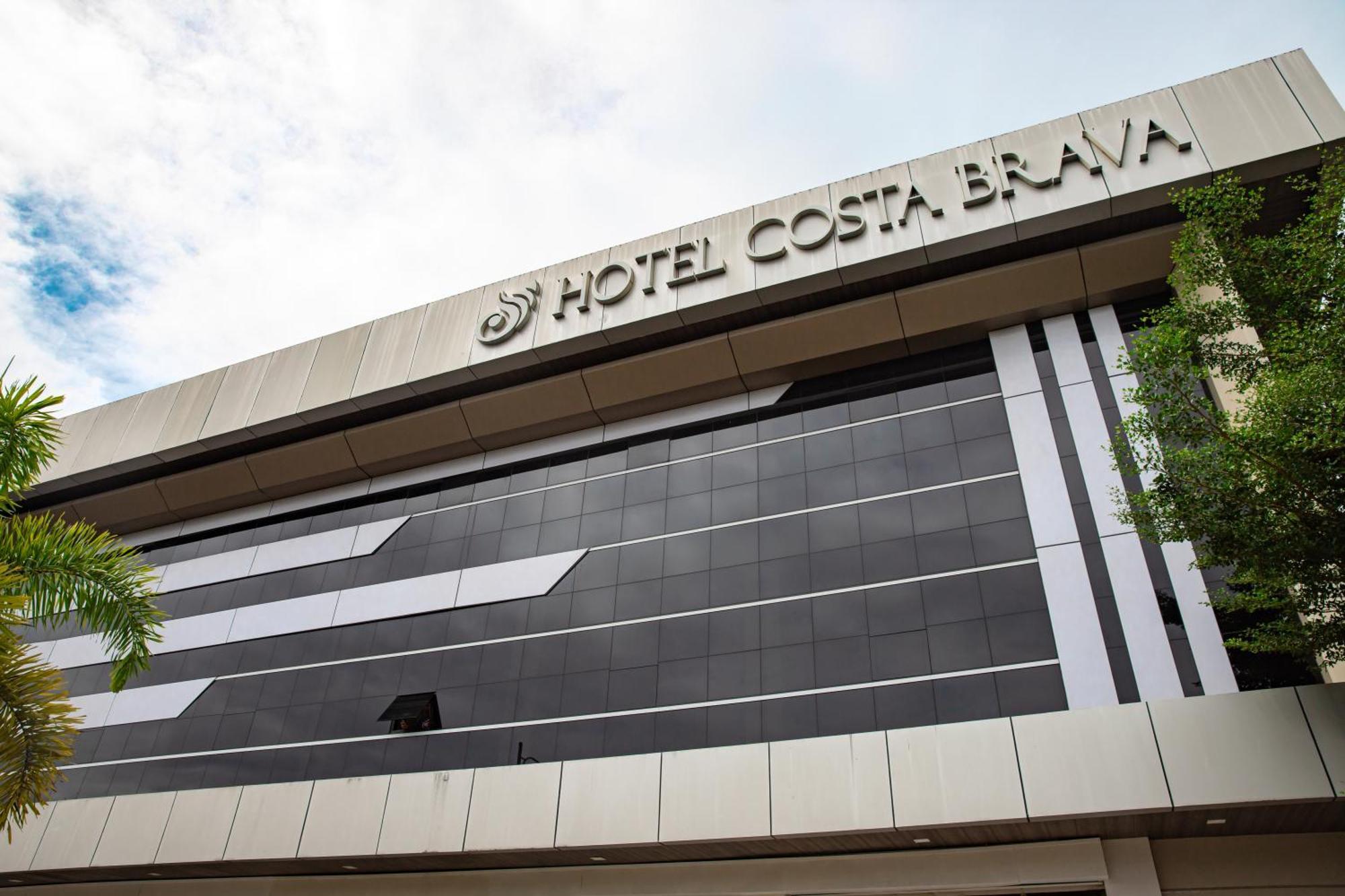Hotel Costa Brava Tacloban Exterior photo
